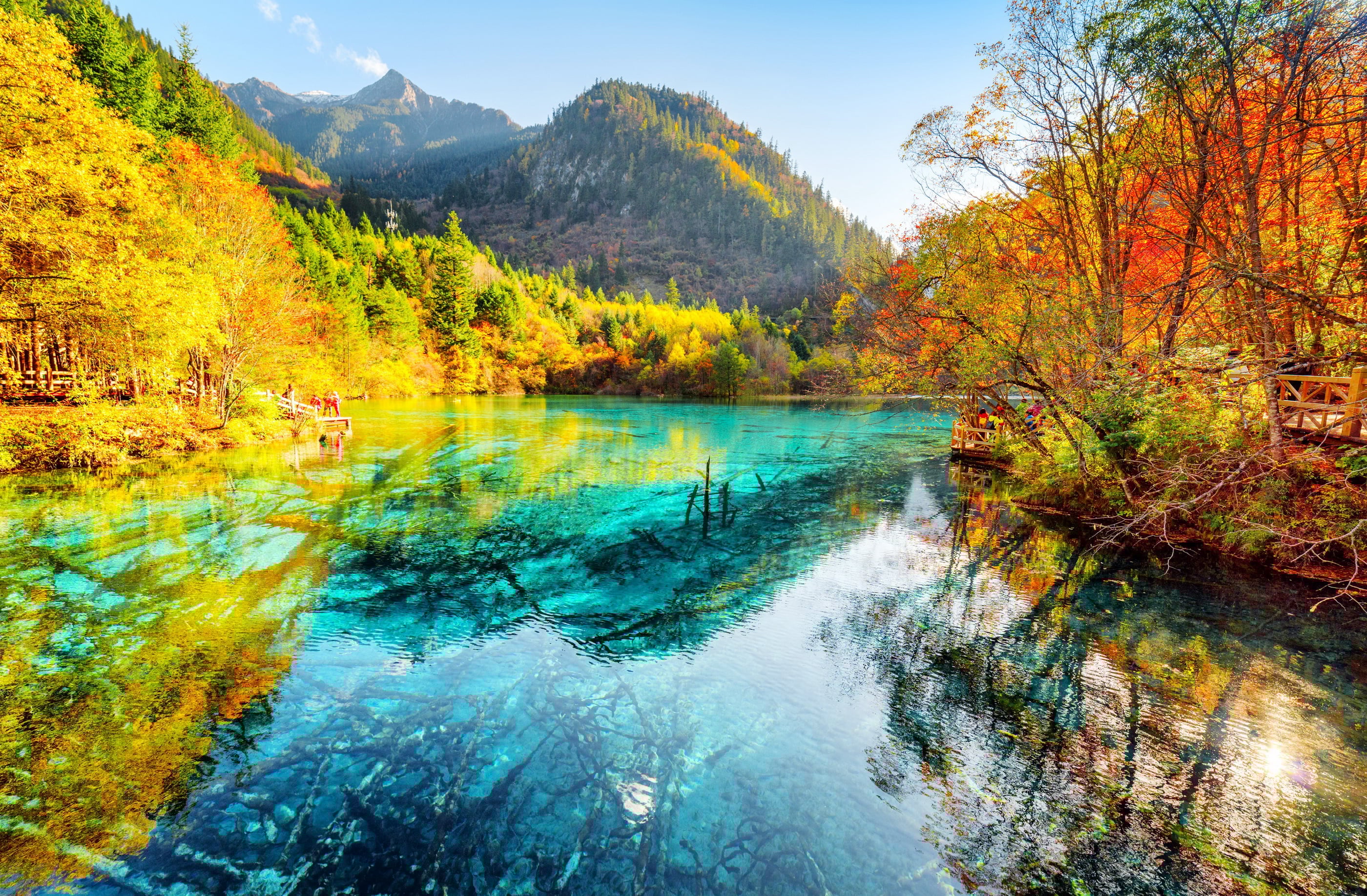 เที่ยวทะเลสาบห้าสี ด้วยตัวเอง เมื่อไหร่ดี When OR Where